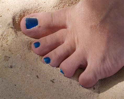 Sandy Toes